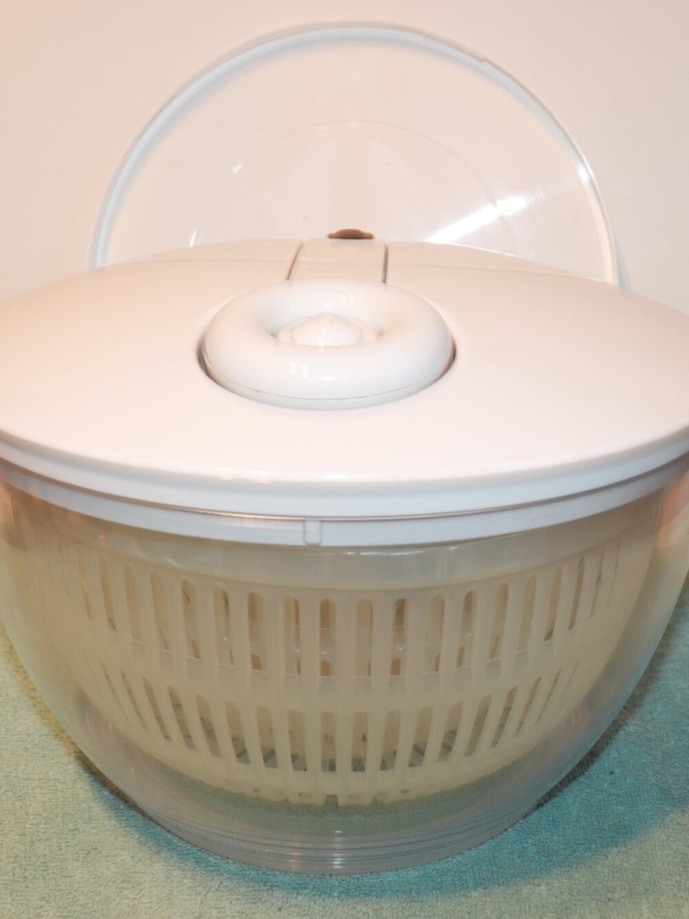 Pampered Chef Salad Spinner Pump Handle Clear Bowl With Large And Small Colander